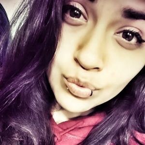 Meet your Posher, Adriana